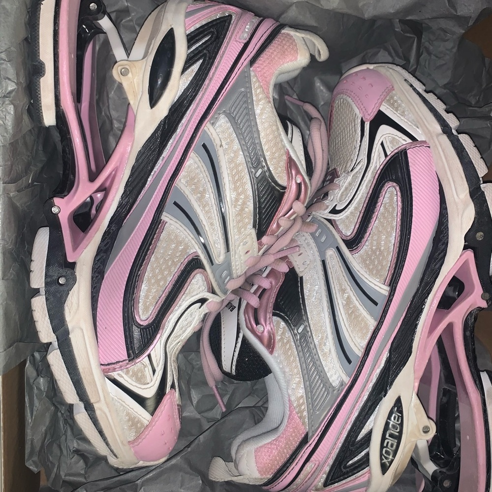 Balenciaga x pander
